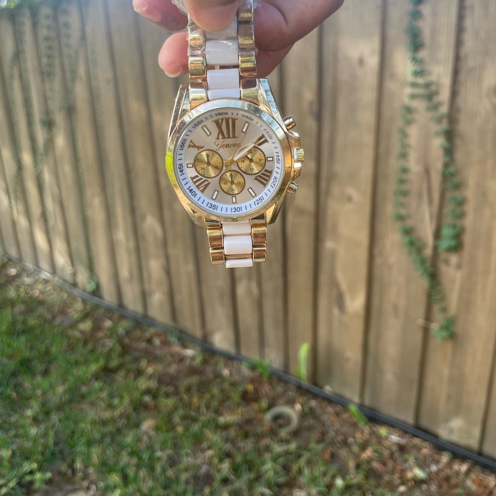 Men's Two-Tone Gold Watch White Dial  Luxury Dress Style Quartz Movement